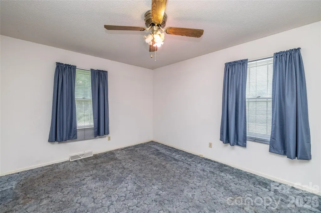 2209 Woodhurst Lane Albemarle NC 28001