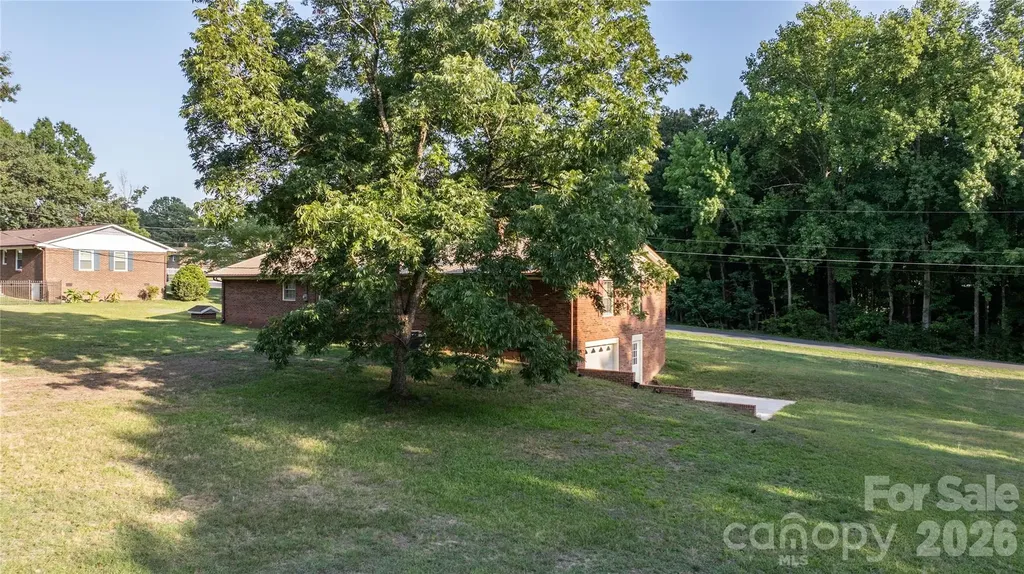2209 Woodhurst Lane Albemarle NC 28001