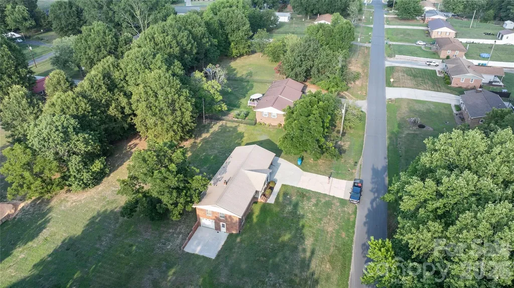 2209 Woodhurst Lane Albemarle NC 28001