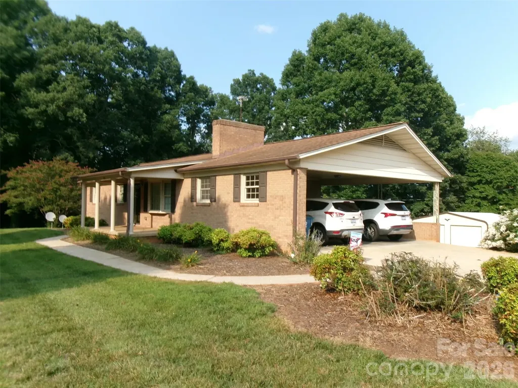5934 St Peters Church Road Conover NC 28613