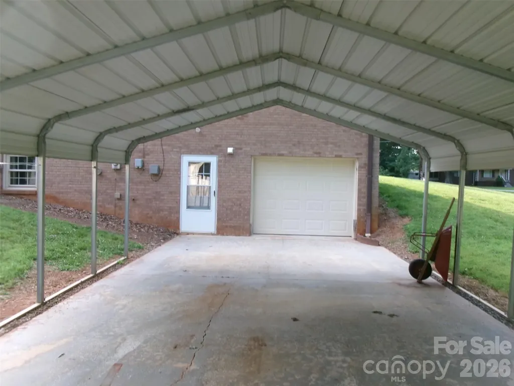 5934 St Peters Church Road Conover NC 28613