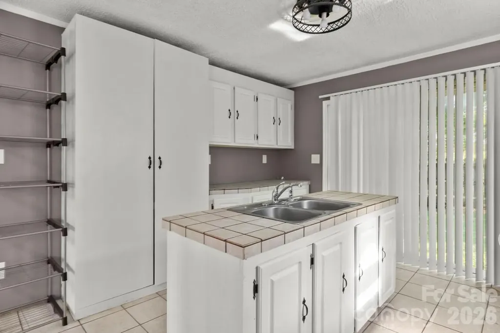 2224 Catawba Heights Lincolnton NC 28092