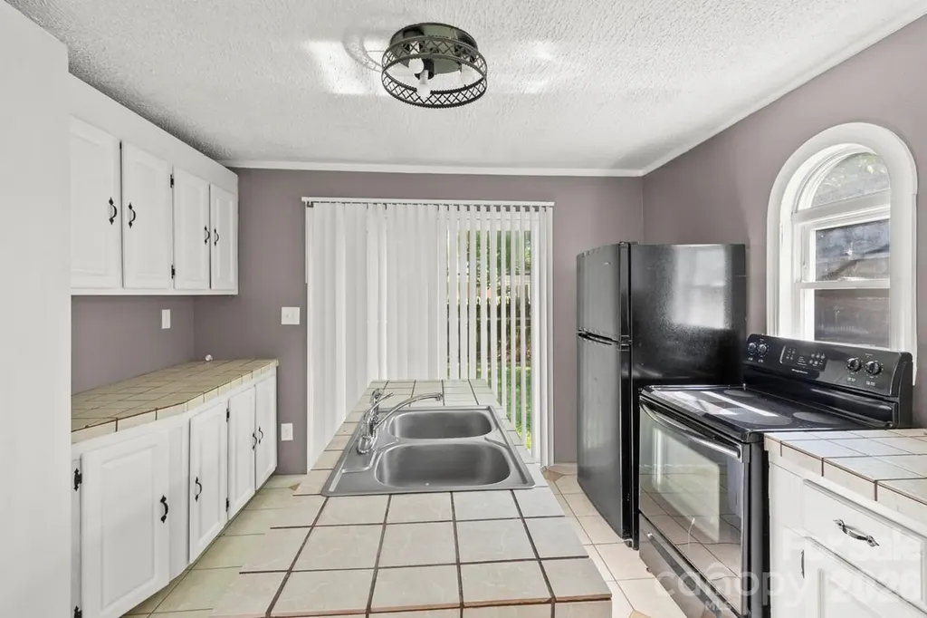 2224 Catawba Heights Lincolnton NC 28092