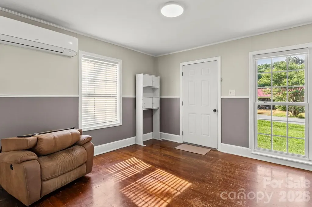 2224 Catawba Heights Lincolnton NC 28092