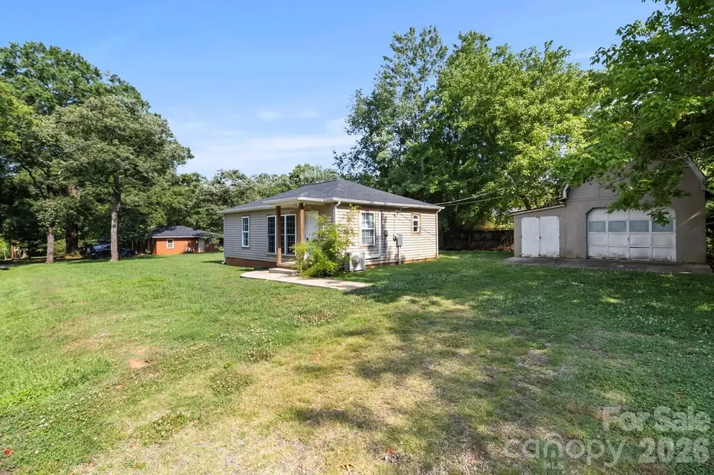 2224 Catawba Heights Lincolnton NC 28092