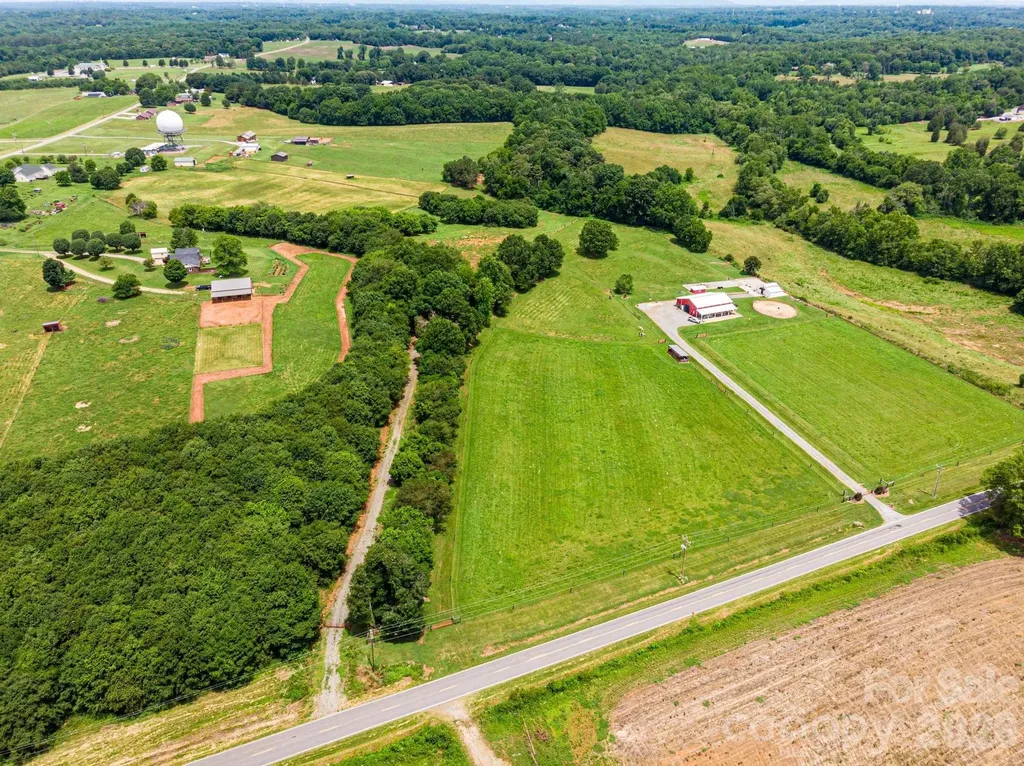 3103 Rome Jones Road Newton NC 28658