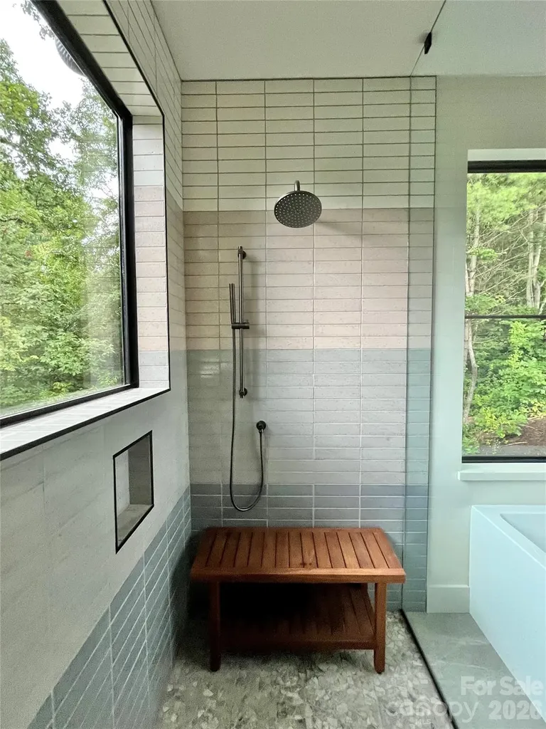 93 Village Pointe Lane Asheville NC 28803