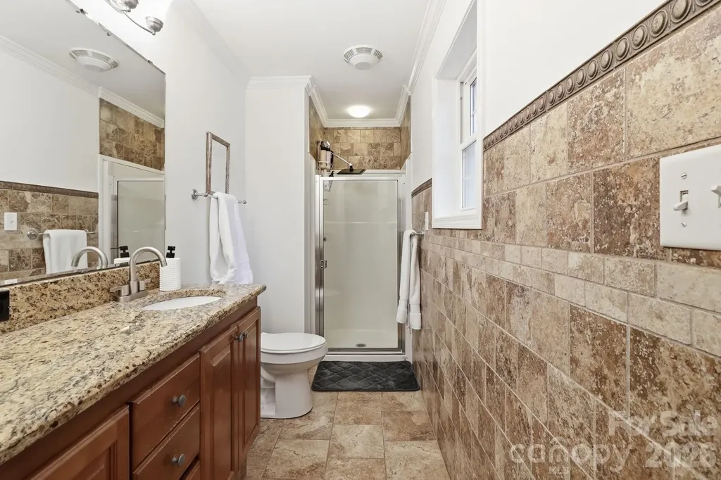 4311 Laurel Hill Lane Charlotte NC 28217