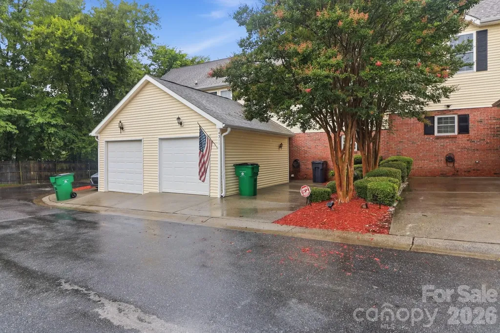 4311 Laurel Hill Lane Charlotte NC 28217