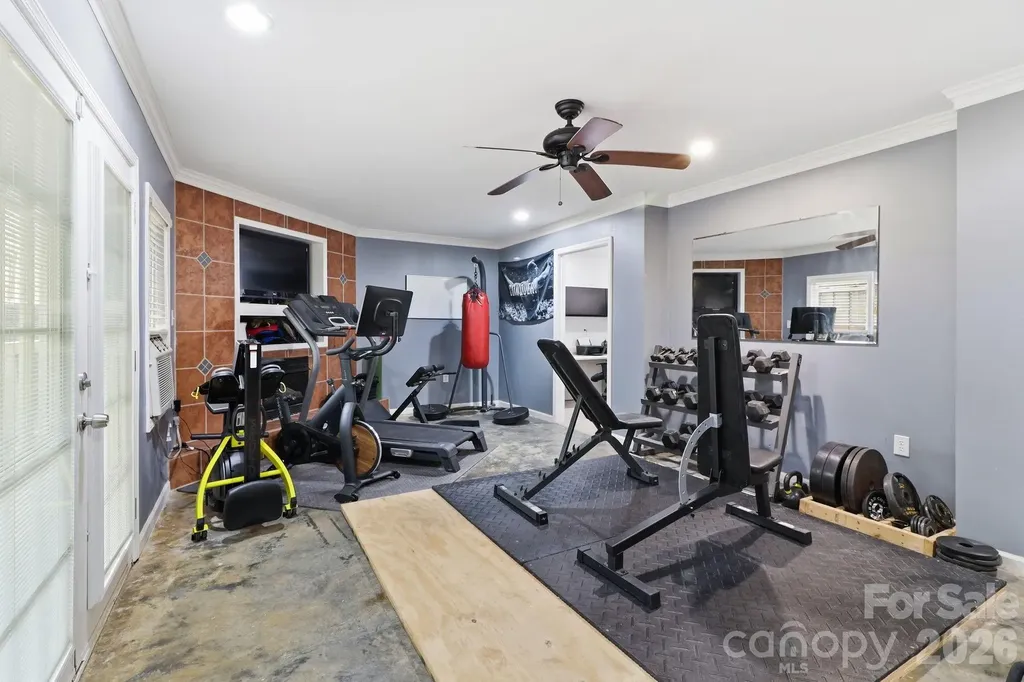 4311 Laurel Hill Lane Charlotte NC 28217