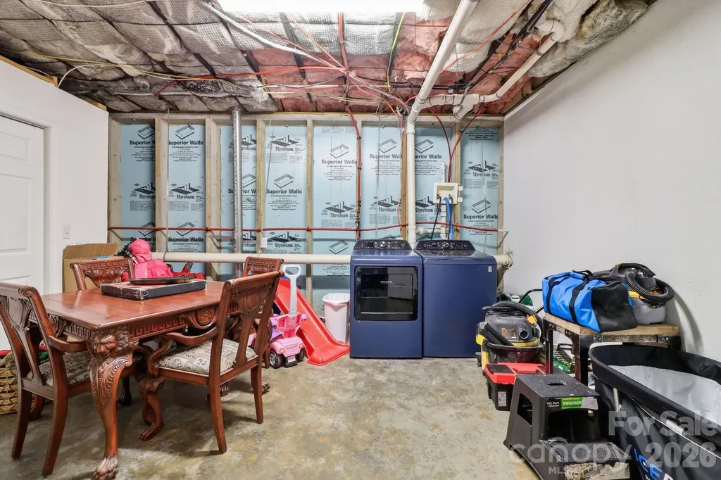 4311 Laurel Hill Lane Charlotte NC 28217