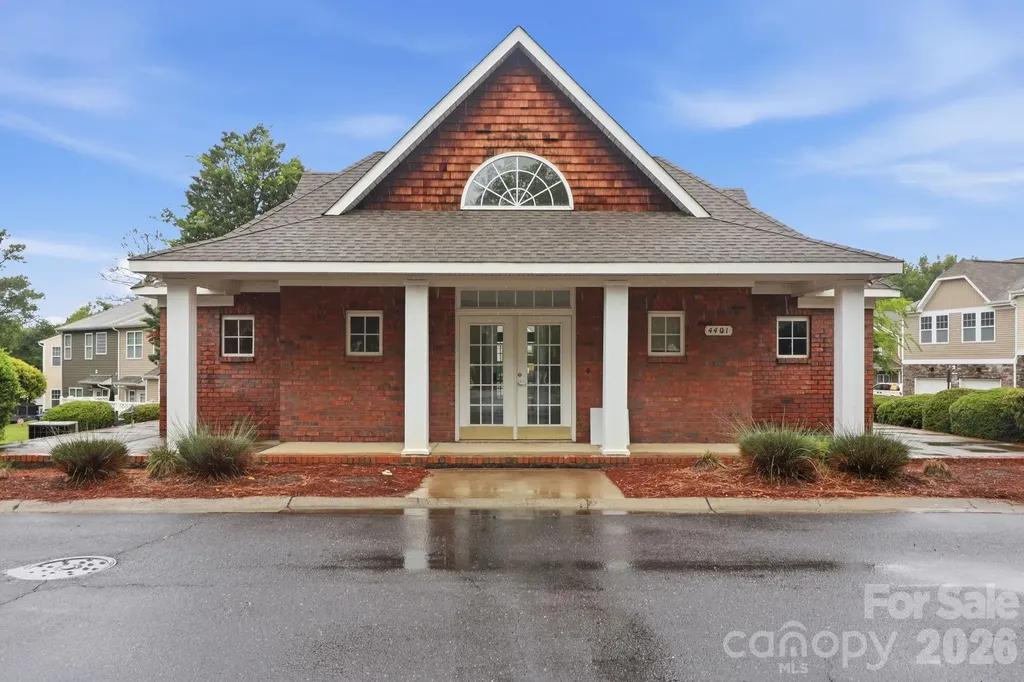 4311 Laurel Hill Lane Charlotte NC 28217
