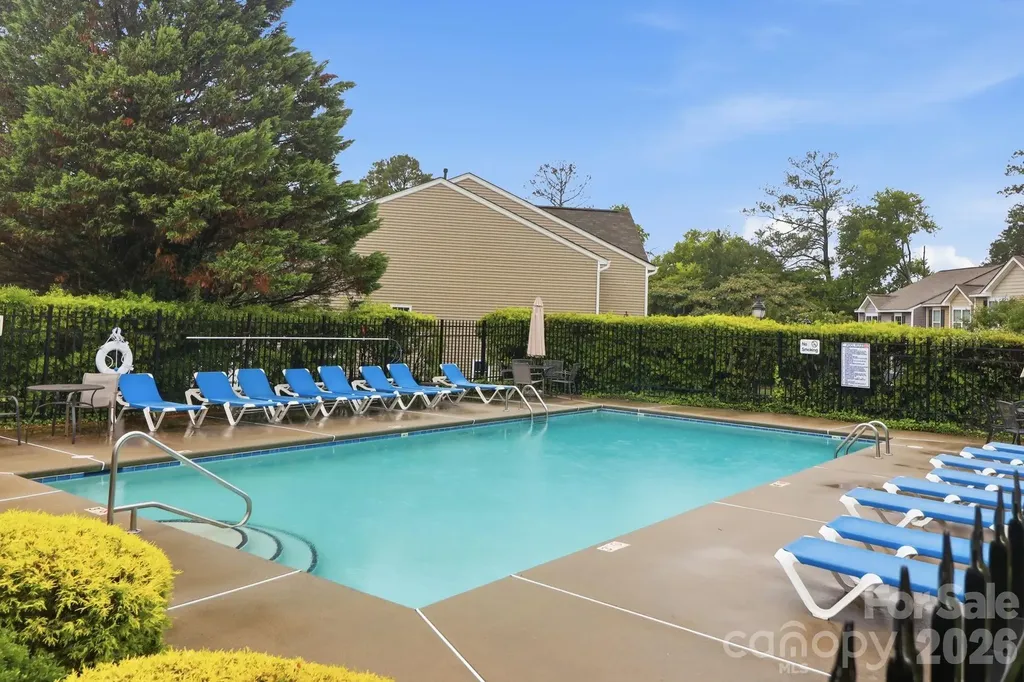4311 Laurel Hill Lane Charlotte NC 28217