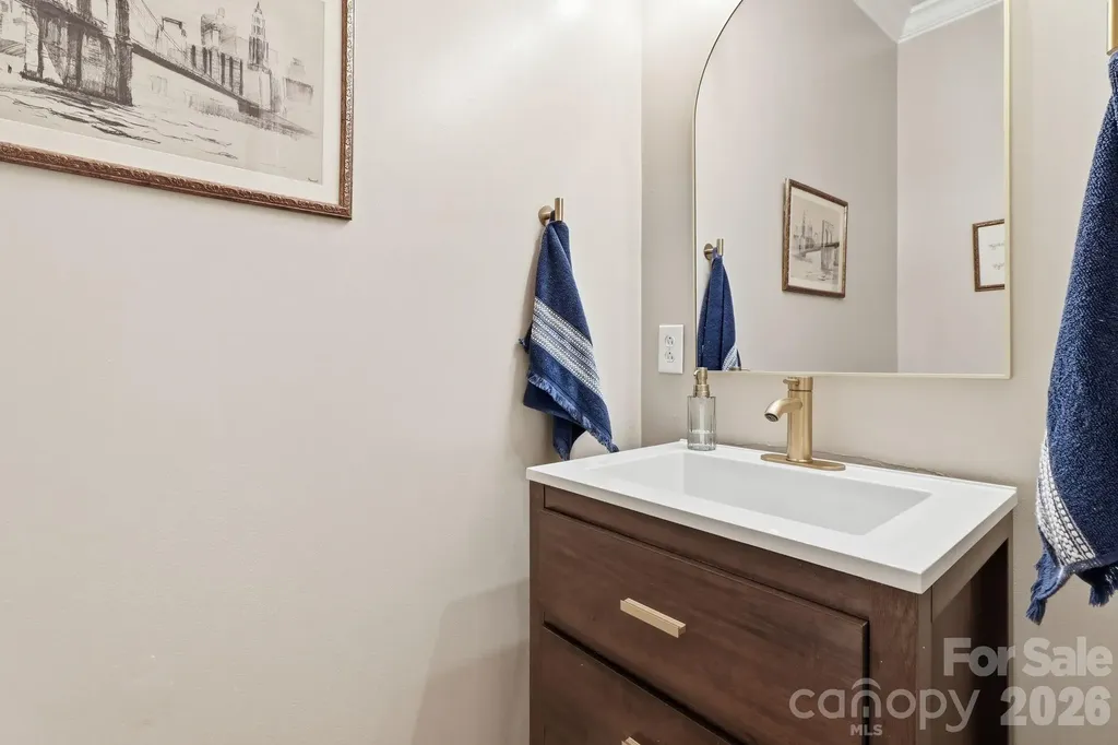 4311 Laurel Hill Lane Charlotte NC 28217