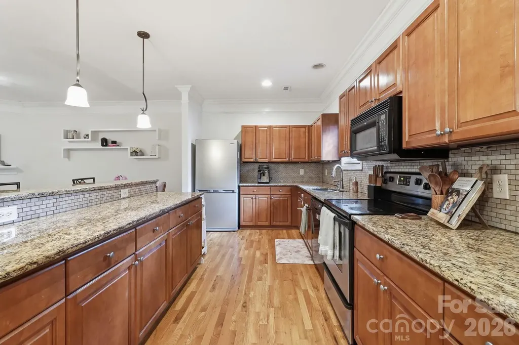 4311 Laurel Hill Lane Charlotte NC 28217