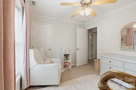 4311 Laurel Hill Lane Charlotte NC 28217