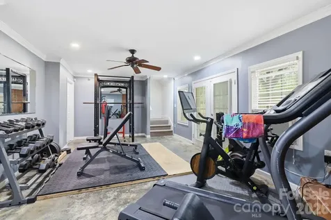 4311 Laurel Hill Lane Charlotte NC 28217