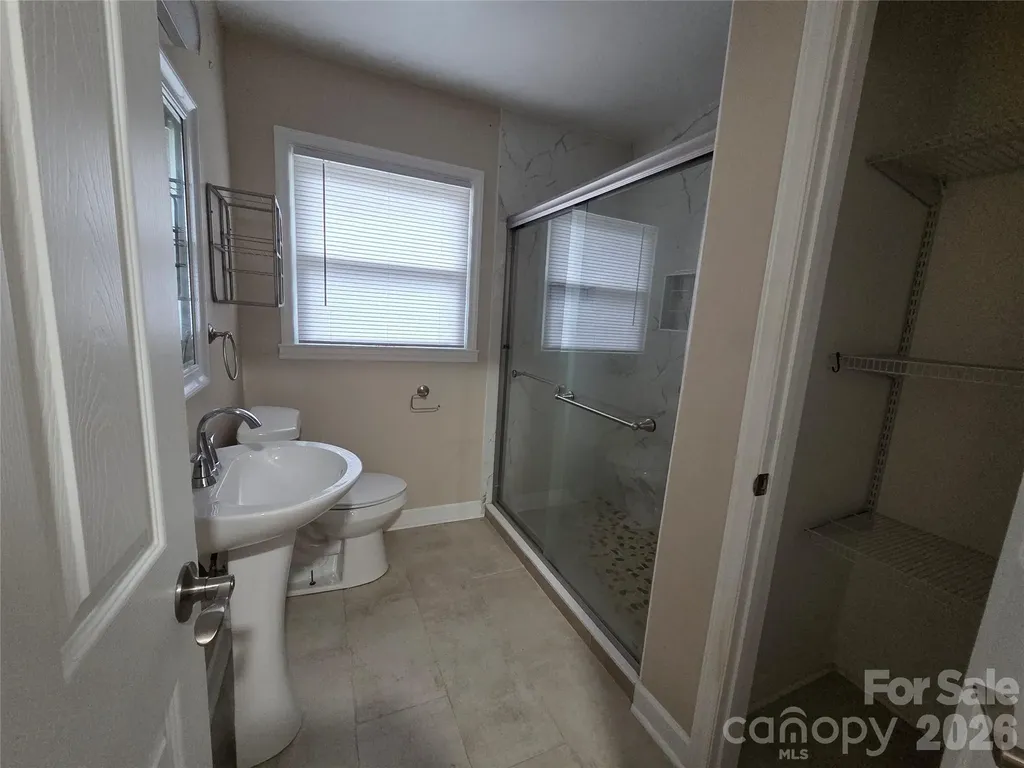 4102 Craig Avenue Charlotte NC 28211