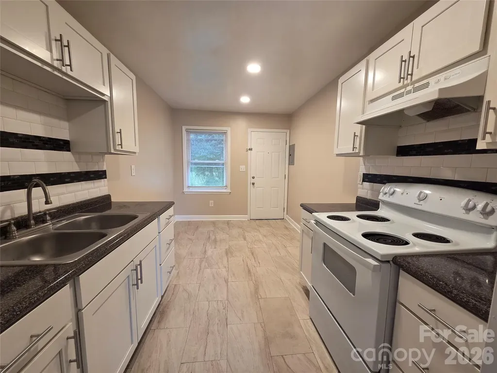 4102 Craig Avenue Charlotte NC 28211