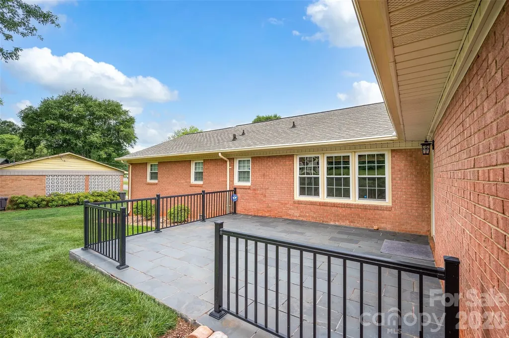 1508 Mount Vernon Avenue Statesville NC 28677