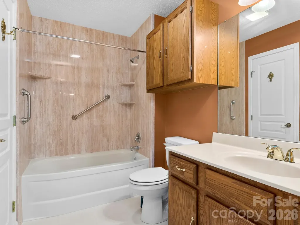 3404 Florham Place Asheville NC 28806
