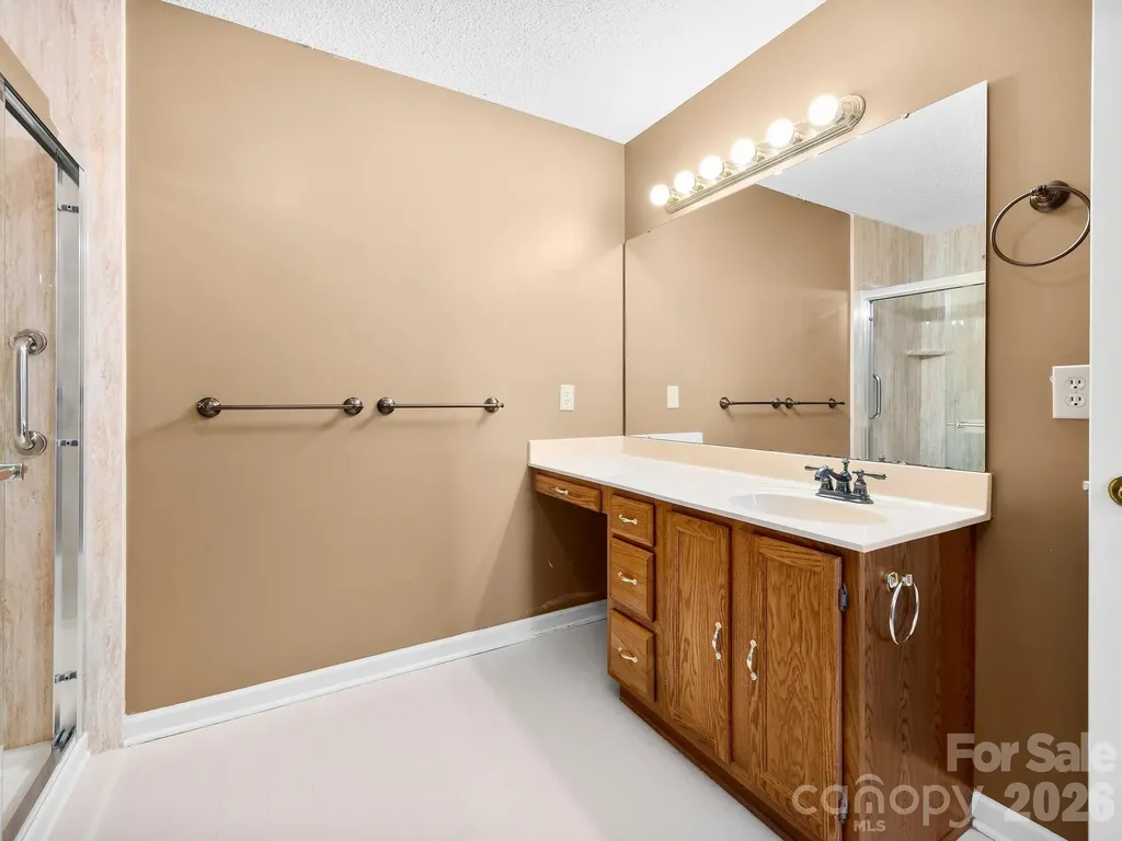 3404 Florham Place Asheville NC 28806