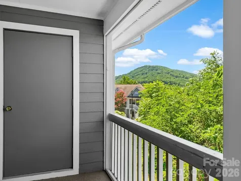 3404 Florham Place Asheville NC 28806