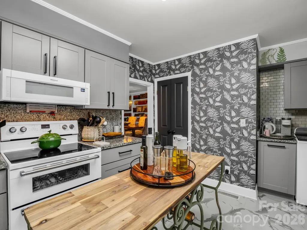 91 Diamond Ridge Lane Columbus NC 28722