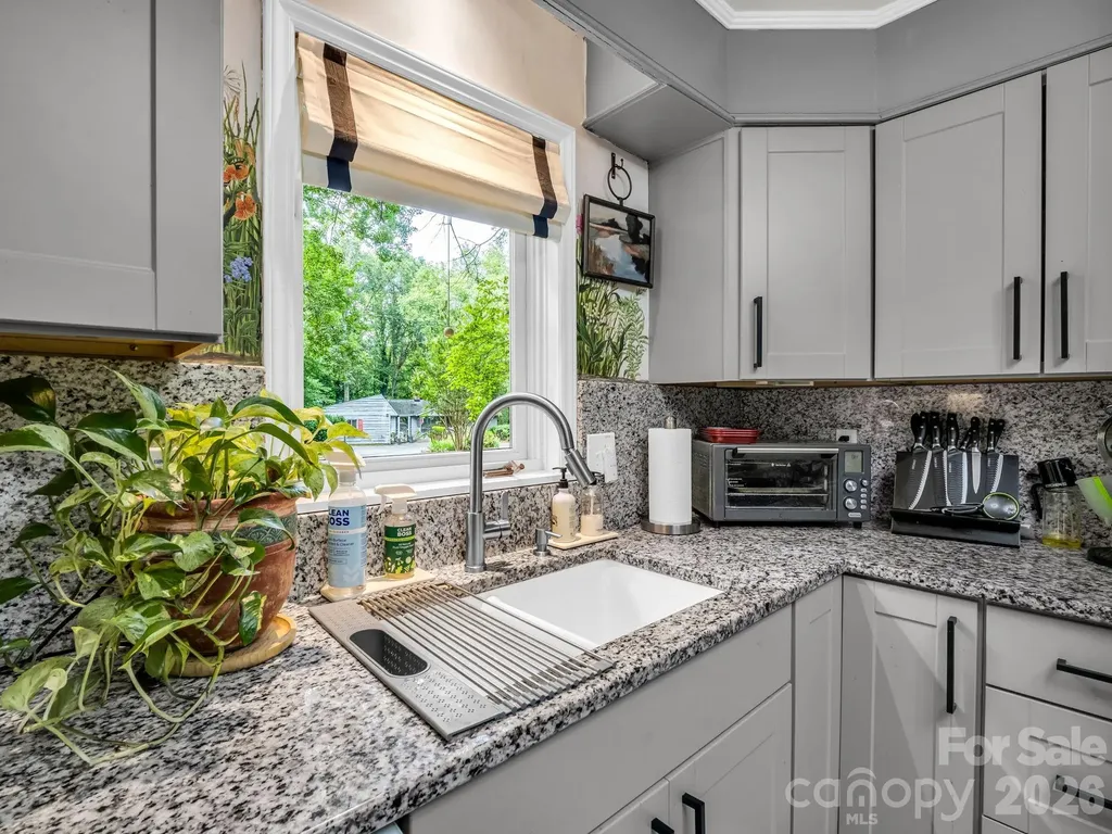 91 Diamond Ridge Lane Columbus NC 28722