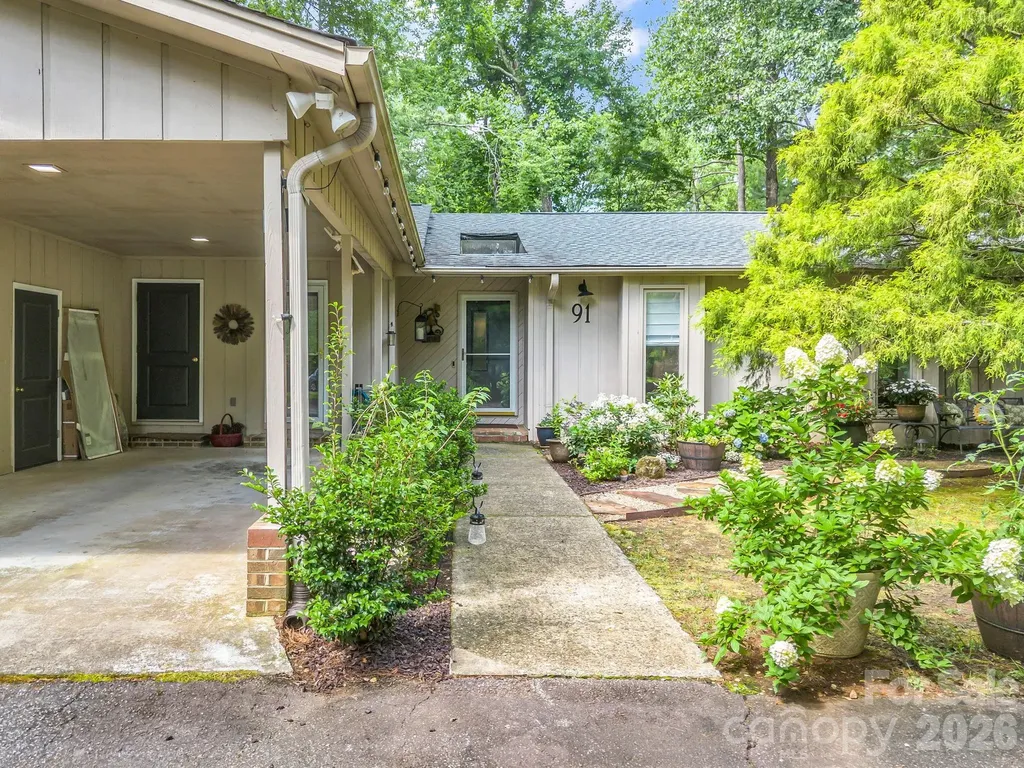 91 Diamond Ridge Lane Columbus NC 28722