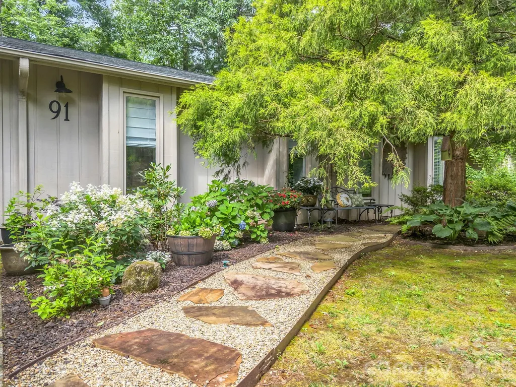 91 Diamond Ridge Lane Columbus NC 28722