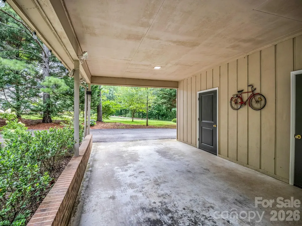 91 Diamond Ridge Lane Columbus NC 28722