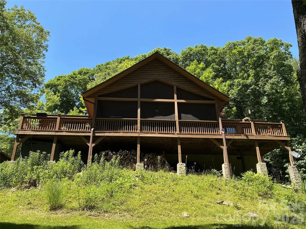 469 Tearshirt Lane Mars Hill NC 28754