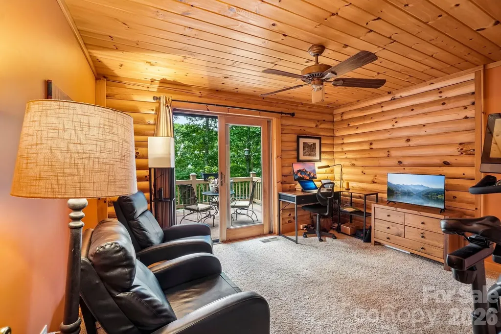 469 Tearshirt Lane Mars Hill NC 28754