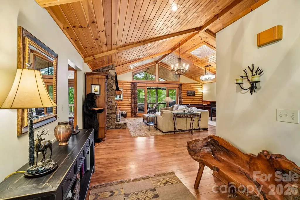 469 Tearshirt Lane Mars Hill NC 28754
