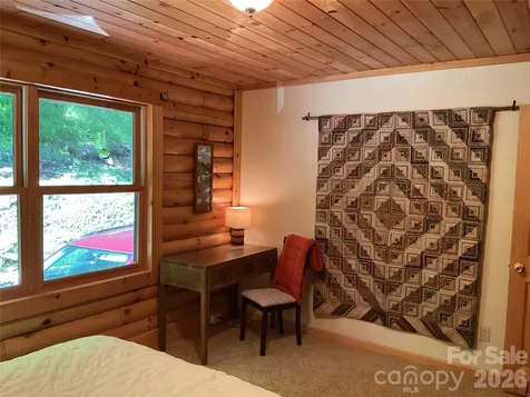 469 Tearshirt Lane Mars Hill NC 28754