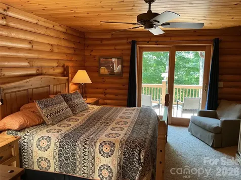 469 Tearshirt Lane Mars Hill NC 28754