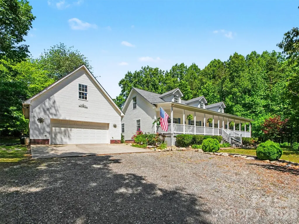 915 Ostwalt Amity Road Statesville NC 28677