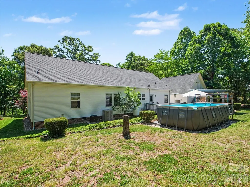 915 Ostwalt Amity Road Statesville NC 28677