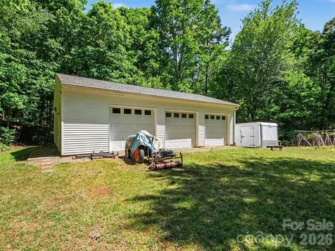 915 Ostwalt Amity Road Statesville NC 28677