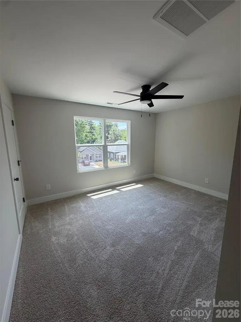 212 N Yadkin Avenue Spencer NC 28159