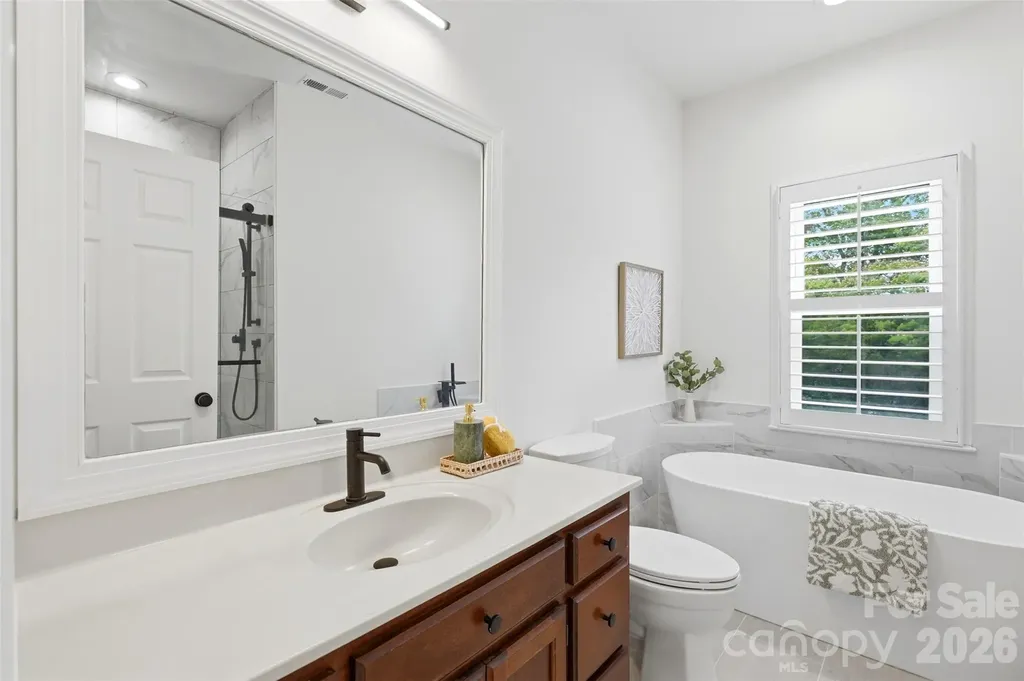 2552 Middlebridge Lane Charlotte NC 28270
