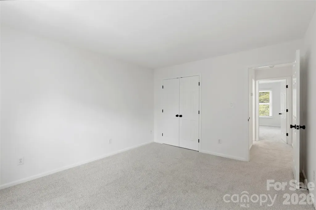 2552 Middlebridge Lane Charlotte NC 28270