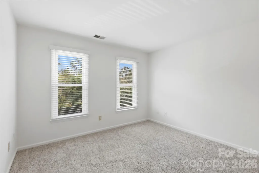 2552 Middlebridge Lane Charlotte NC 28270