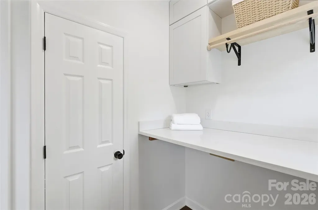 2552 Middlebridge Lane Charlotte NC 28270