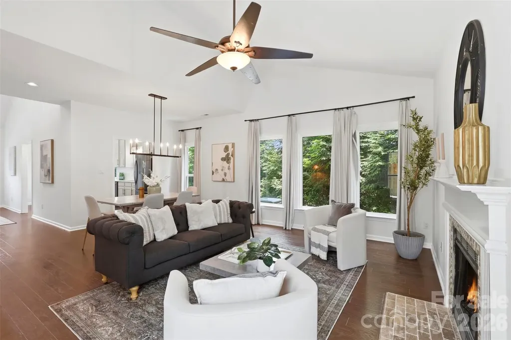 2552 Middlebridge Lane Charlotte NC 28270