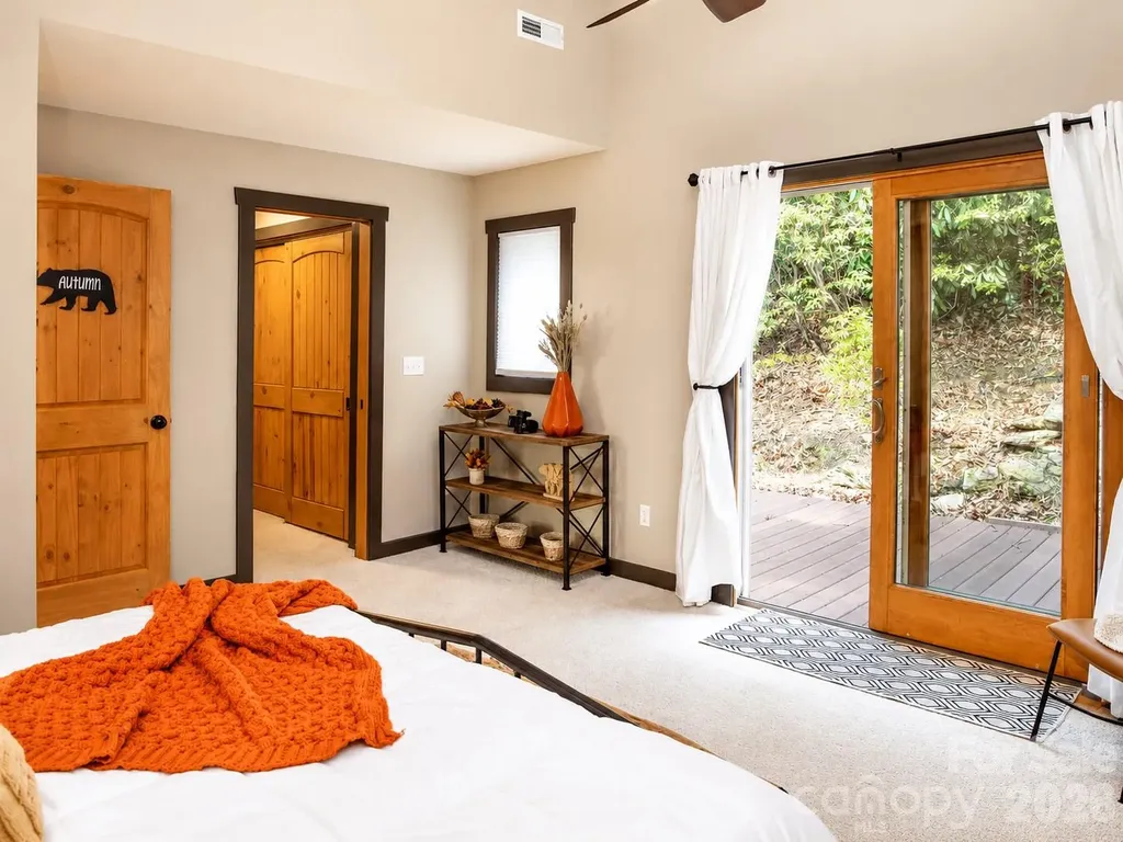 425 Flat Top Mountain Road Fairview NC 28730