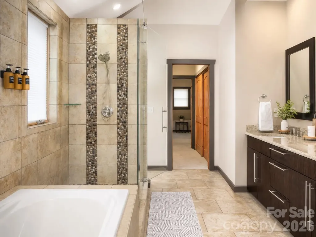 425 Flat Top Mountain Road Fairview NC 28730