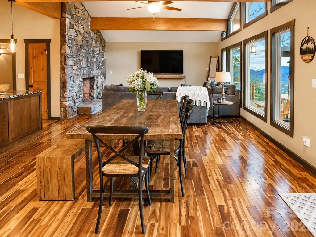 425 Flat Top Mountain Road Fairview NC 28730