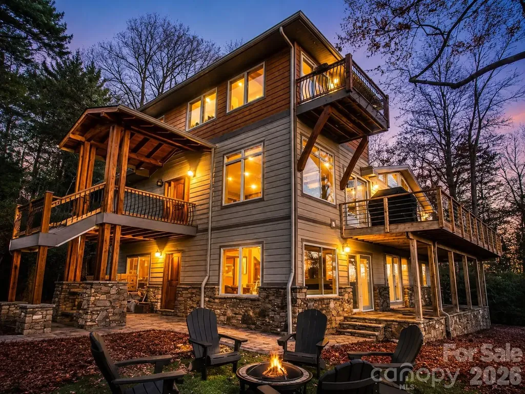 425 Flat Top Mountain Road Fairview NC 28730